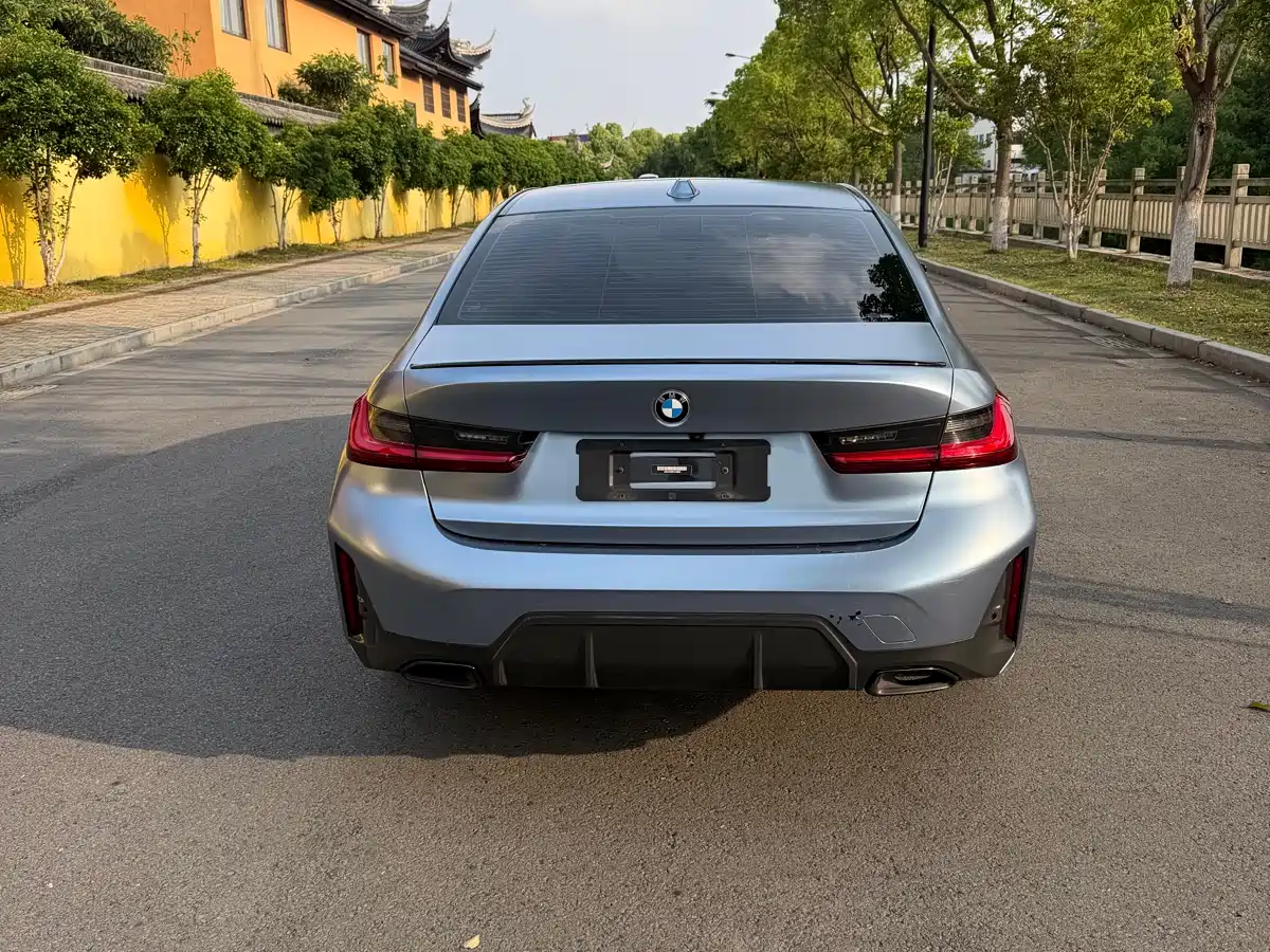 BMW 3 Series 2023 325Li M Sport Black Night Package фото 10