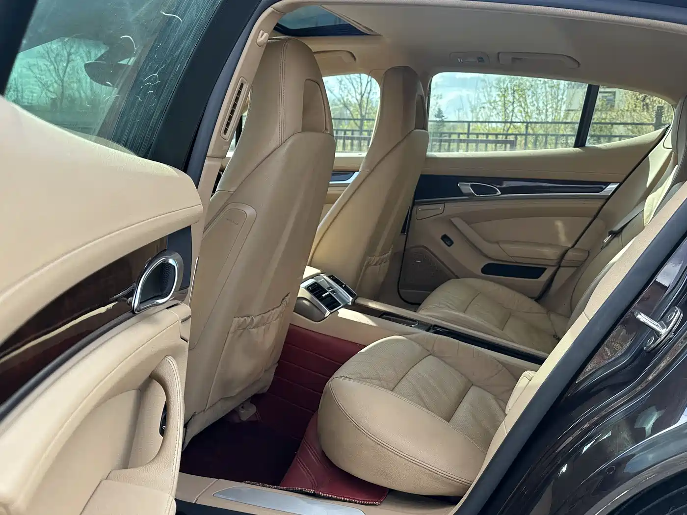 Porsche Panamera 2010 Panamera 4 3.6L фото 10