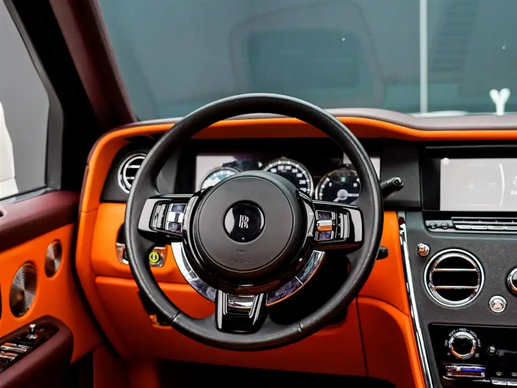 Rolls-Royce Cullinan 2018 4-Seater Version фото 19