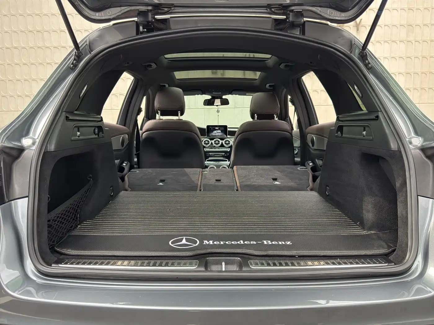 Mercedes-Benz GLC 2018 Facelift GLC 200 4MATIC фото 17