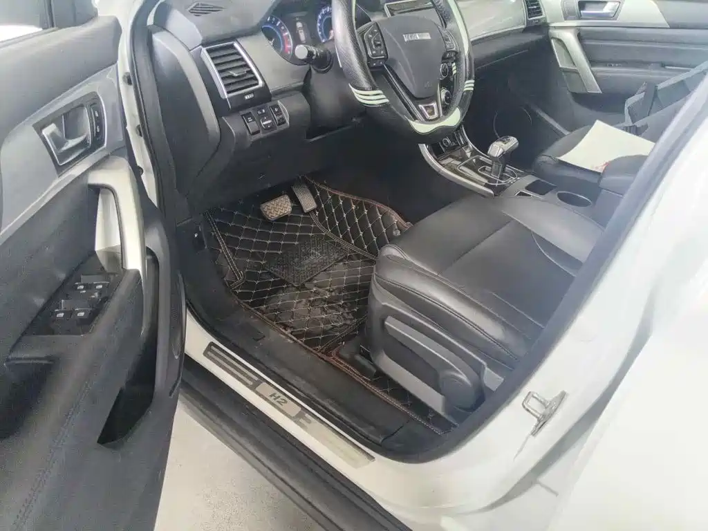 Photo 8 - Haval H2
