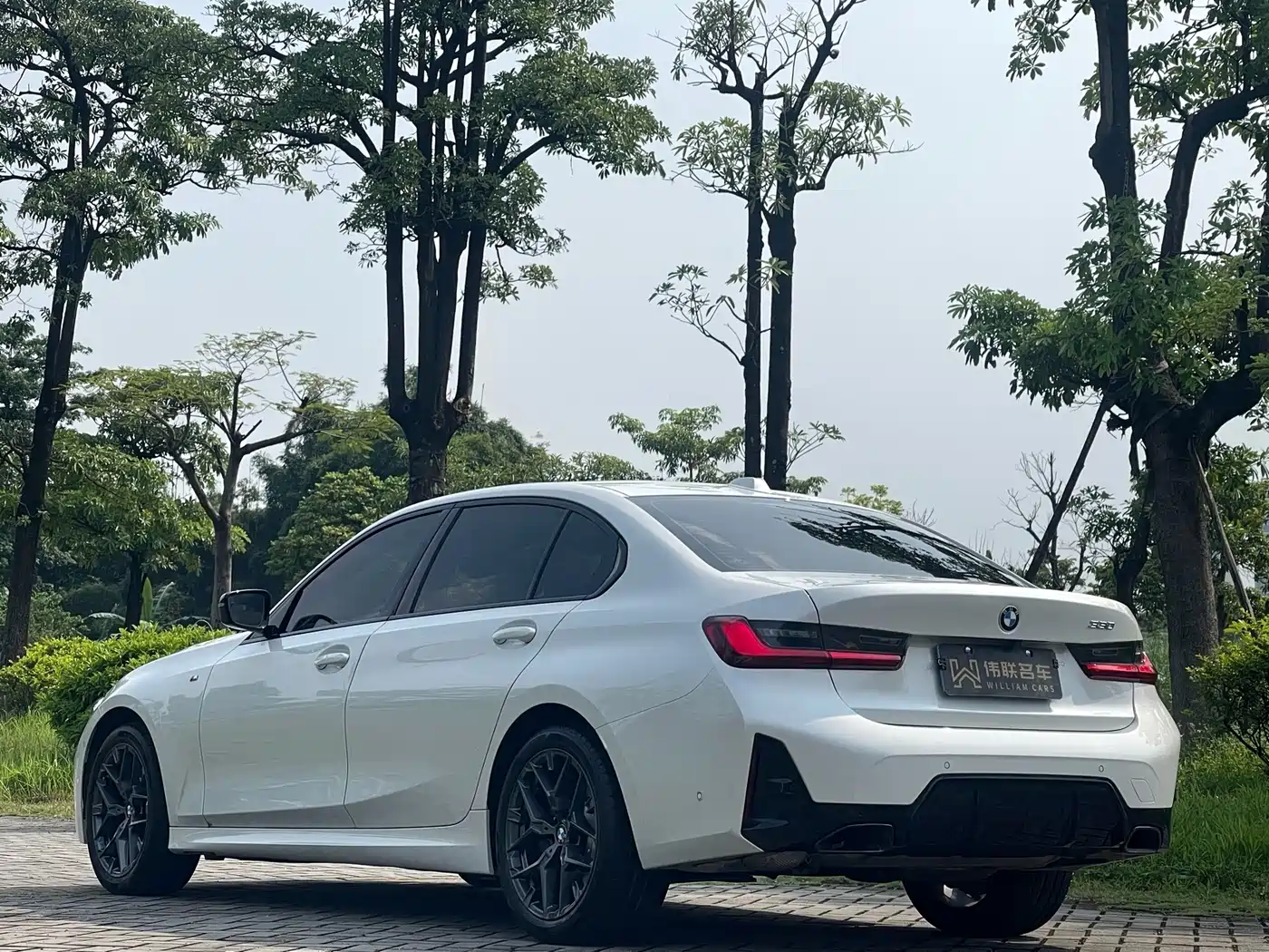 BMW 3 Series 2025 2025 330Li M Sport Night Edition