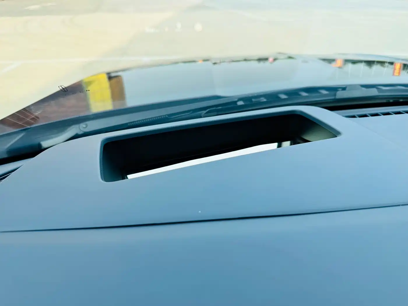 LINCOLN NAVIGATOR ONE