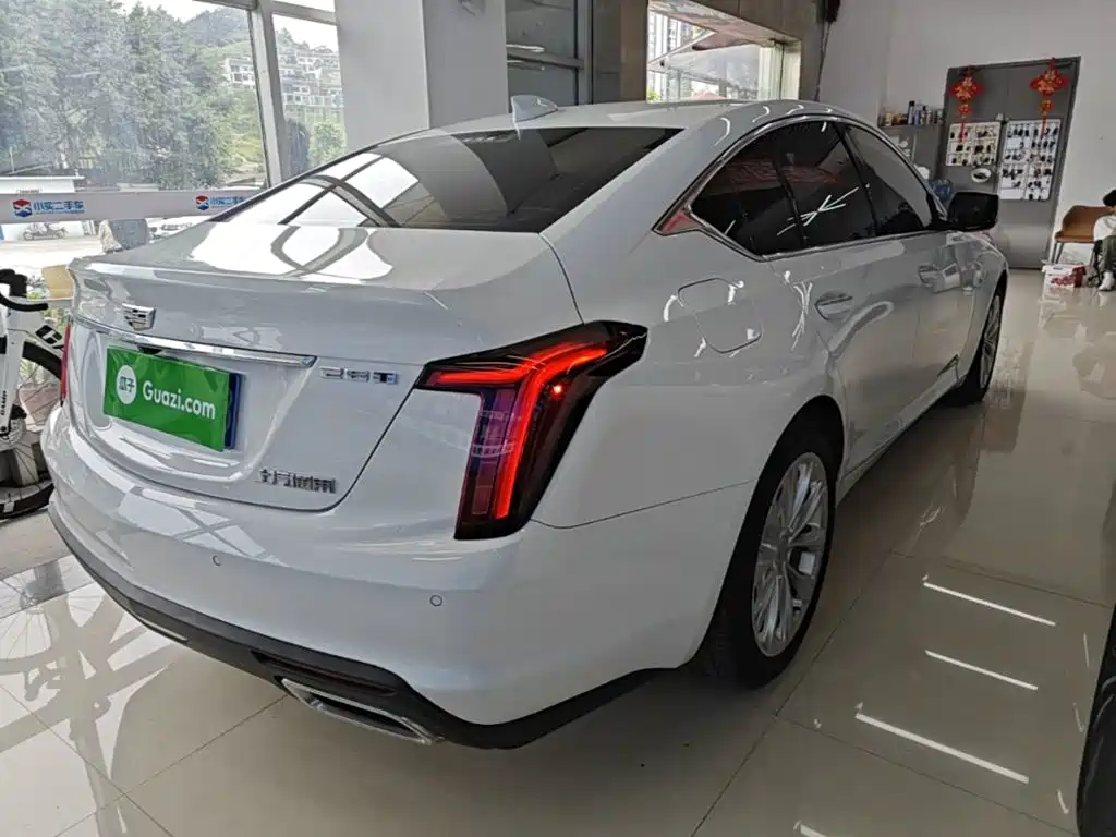 CADILLAC CT5