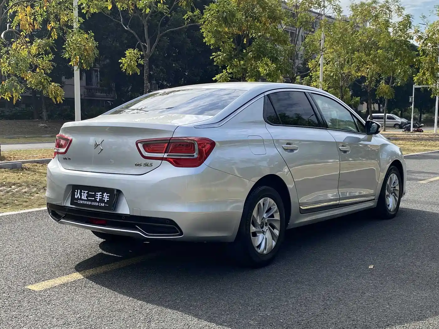 Фото 23 - DS 5LS