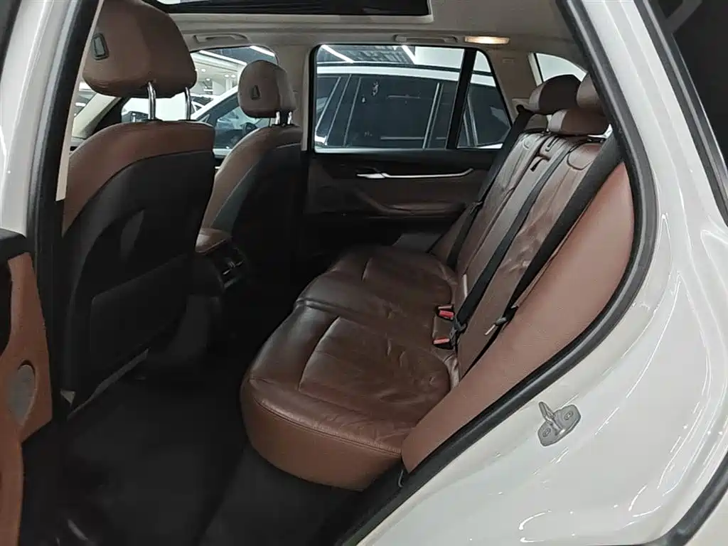 BMW X5 (Import) 2015 xDrive28i фото 17