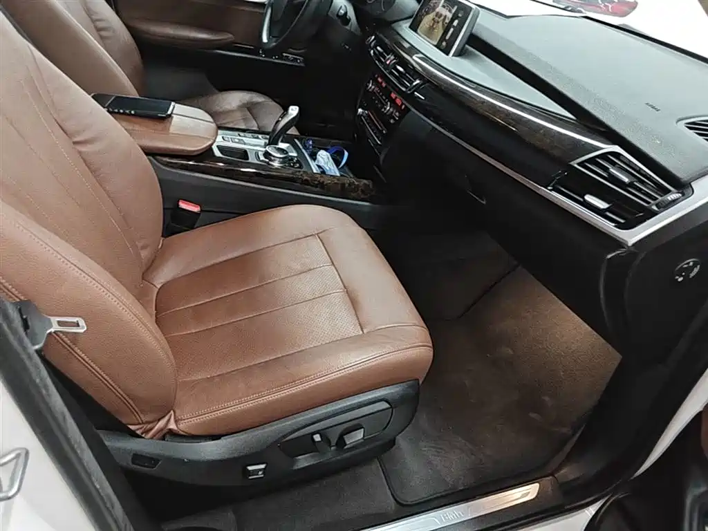 BMW X5 (Import) 2015 xDrive28i фото 25