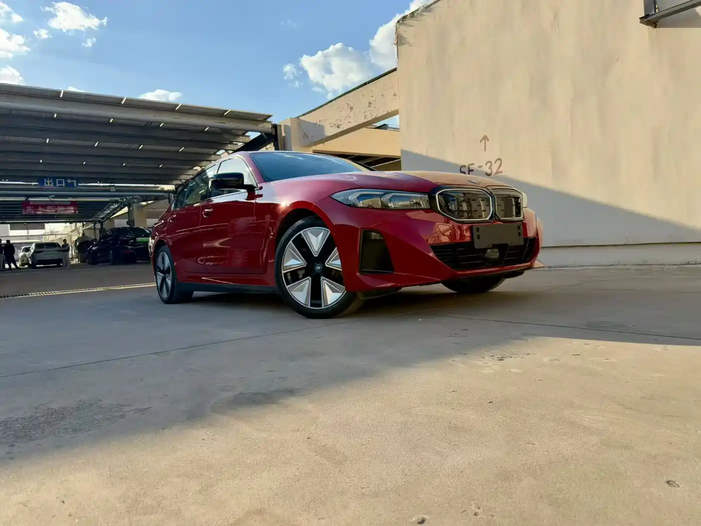 BMW i3 2023 eDrive 40 L Shadowline Package фото 3