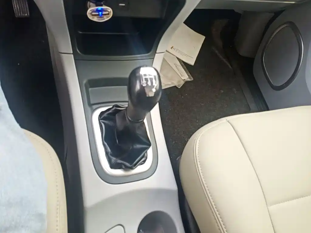 Dongfeng ZNA Shuaike 2017 2016 1.5L Manual Comfort