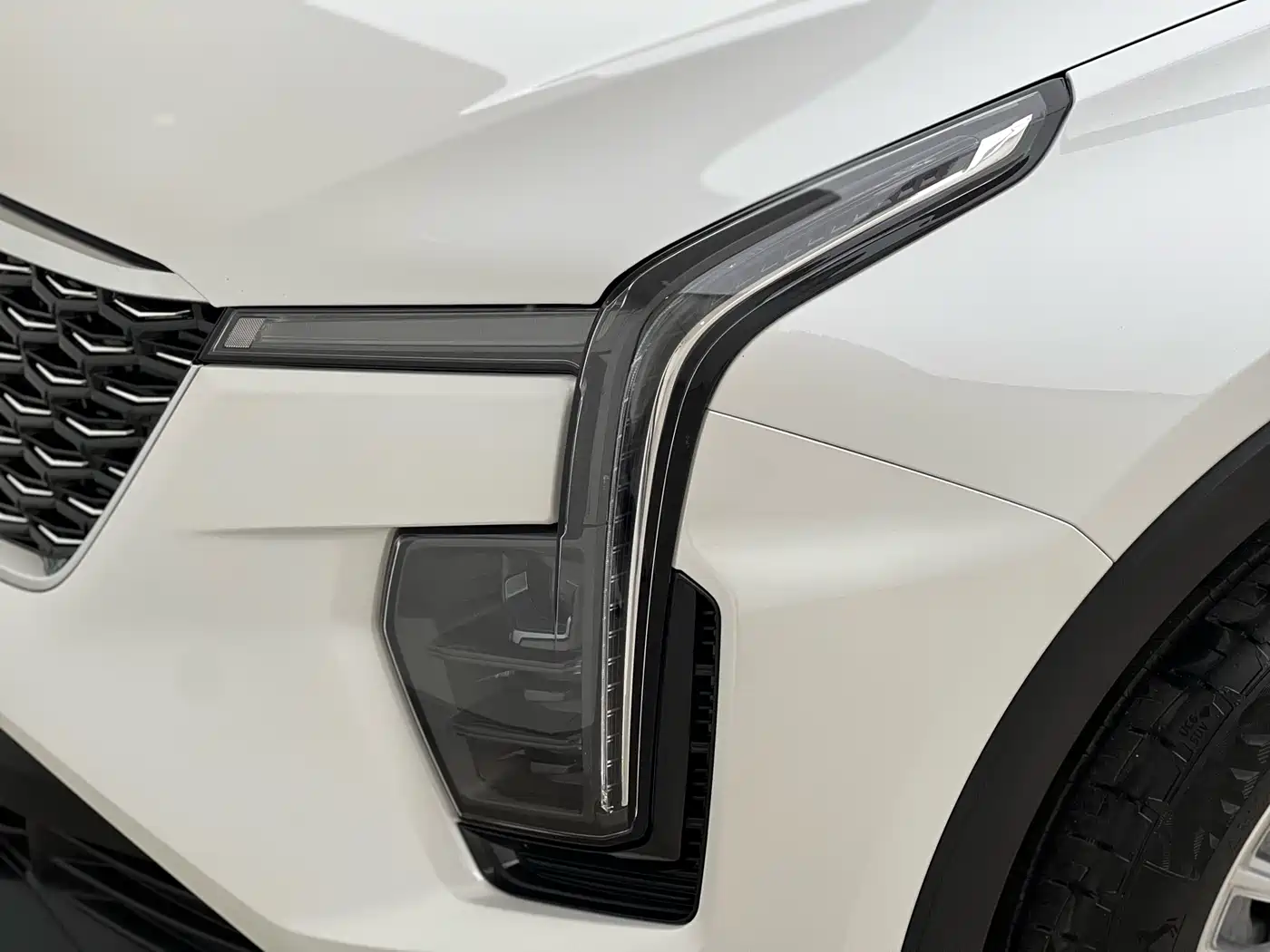CADILLAC XT4