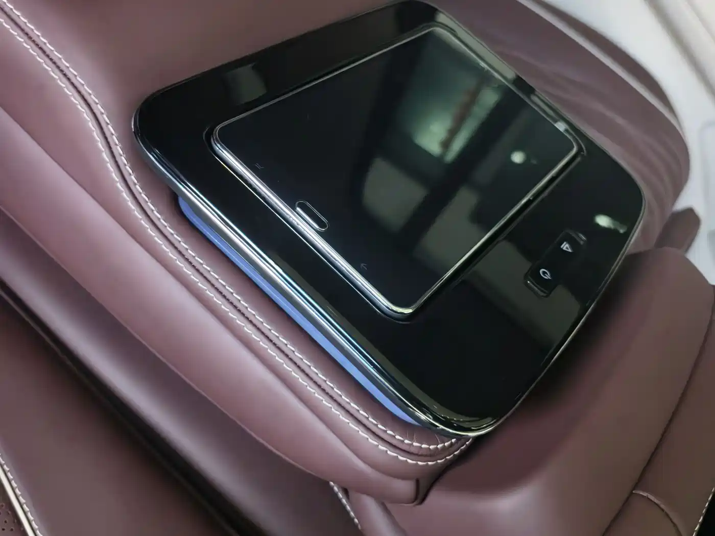 Mercedes-Benz GLS 2026 GLS 450 4MATIC Luxury фото 13