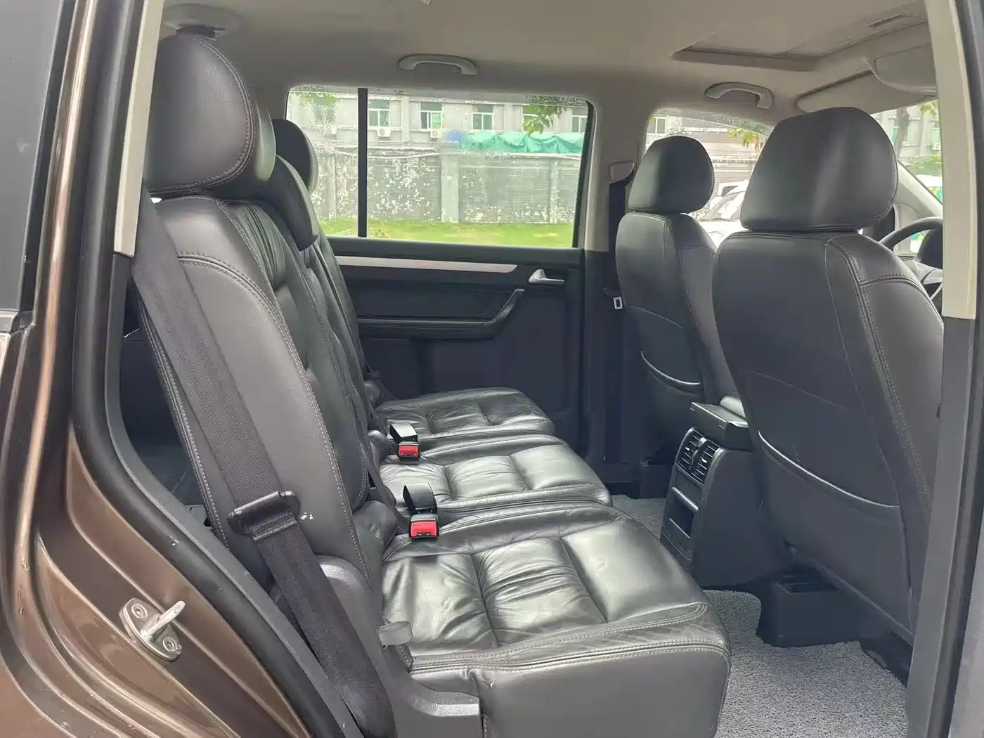 Volkswagen Touran 2013 1.4T DSG Comfort 5-seater фото 11