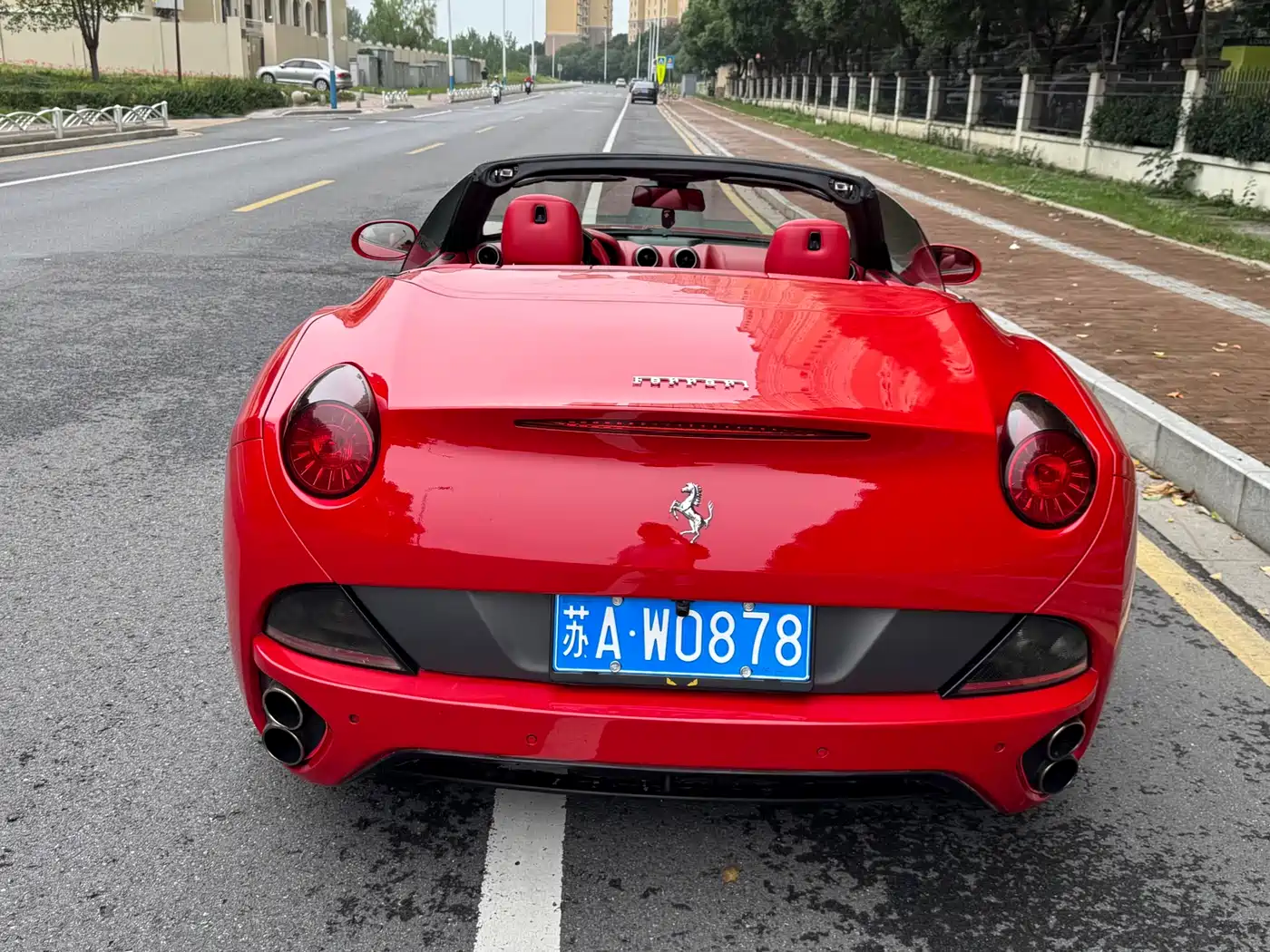 Ferrari California T 2011 2009 4.3L Standard
