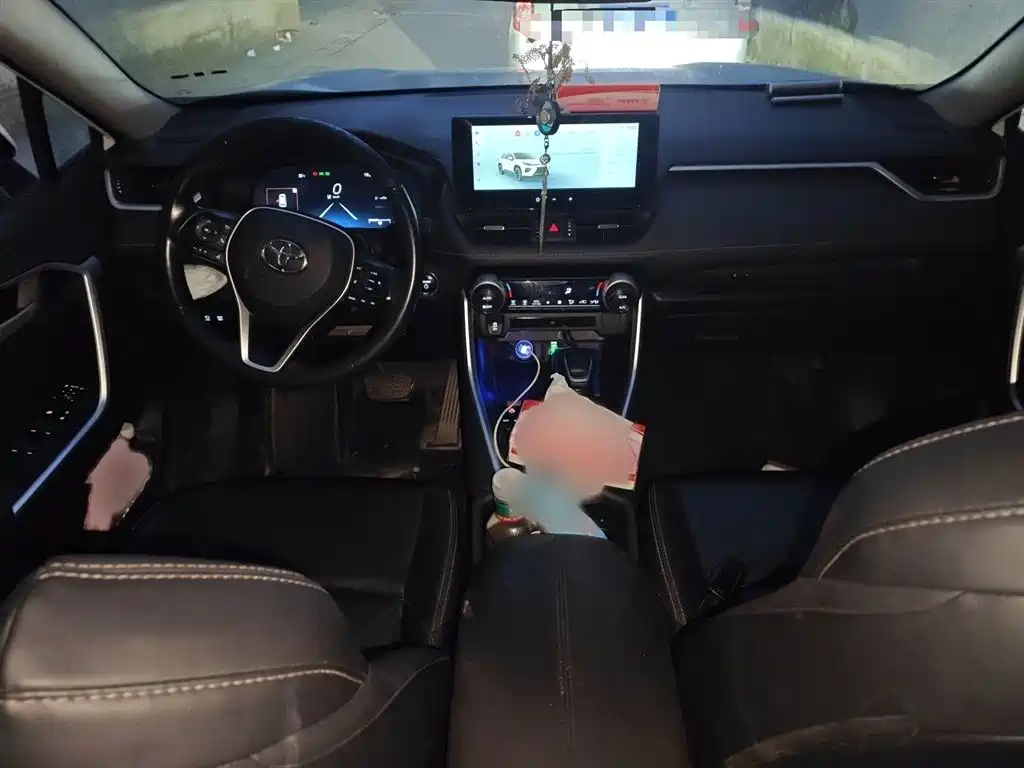 Toyota Wildlander 2023 Hybrid 2.5L E-CVT FWD Luxury PLUS Edition фото 13