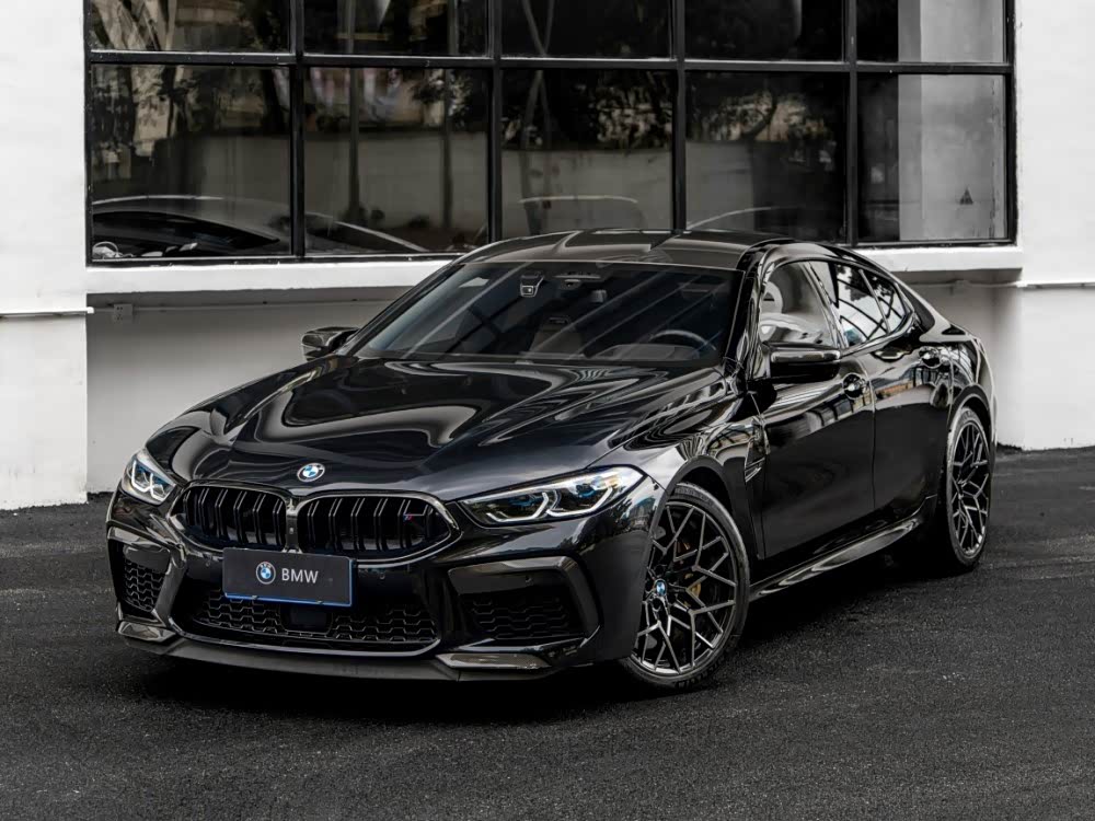 BMW M8