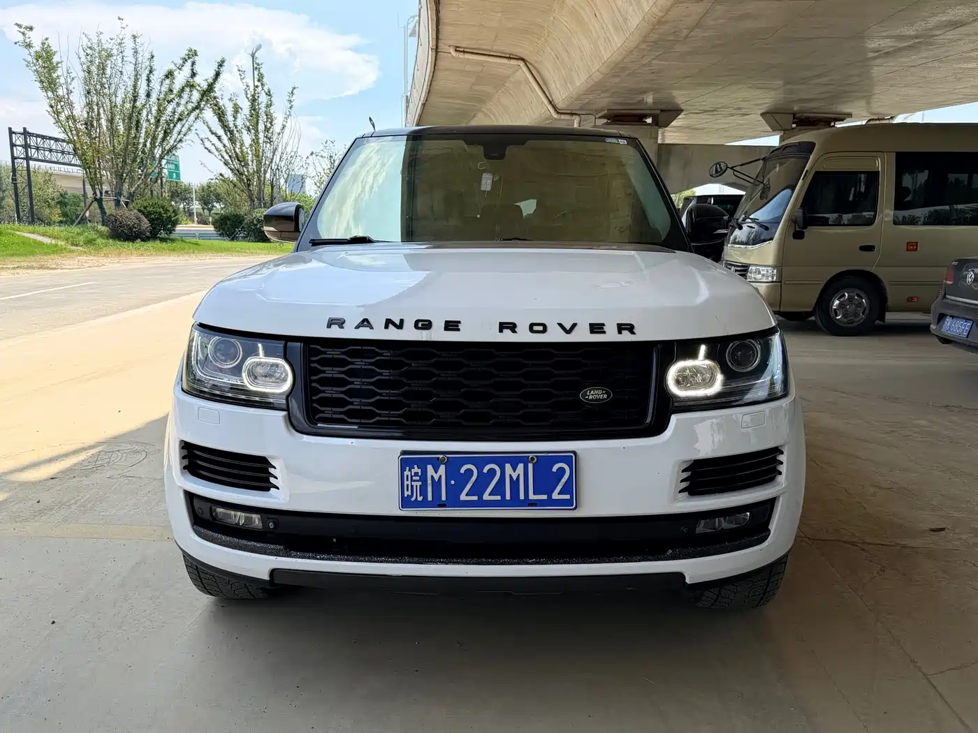 Photo 5 - Land Rover Range Rover