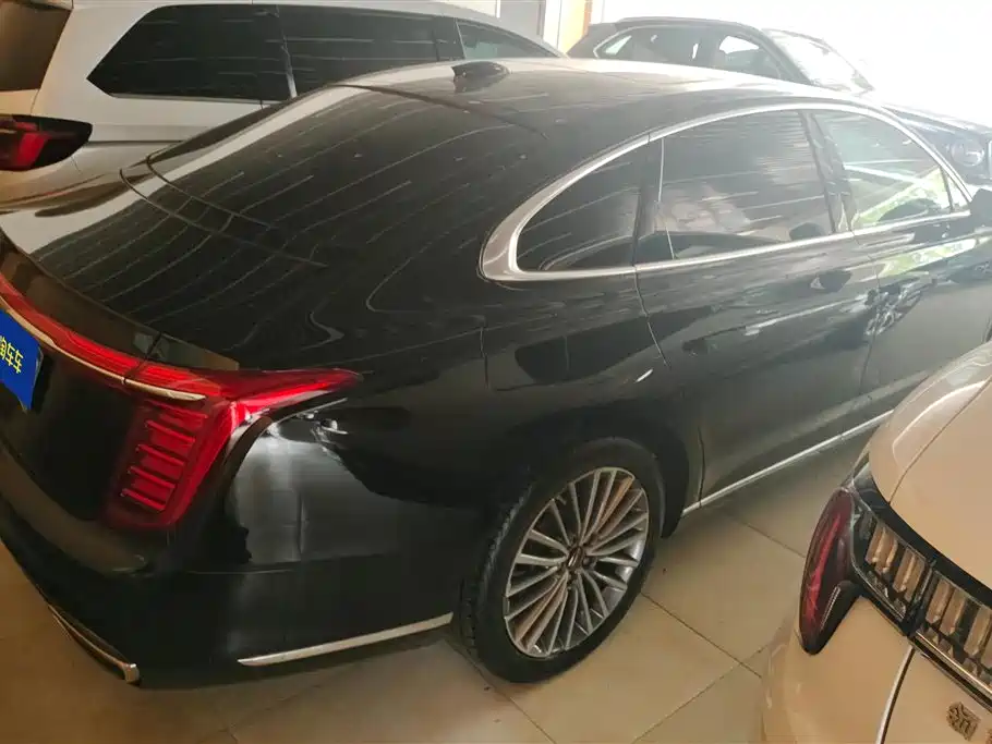 Hongqi H9 2022 2.0T Smart Connect Flag Enjoy Edition фото 3