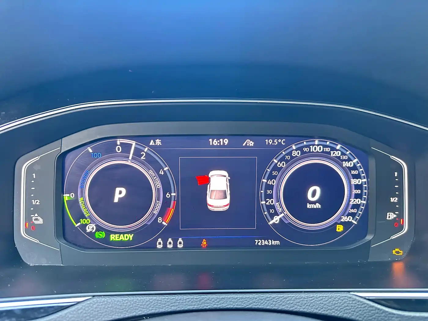 VOLKSWAGEN MAGOTAN GTE PLUG IN HYBRID