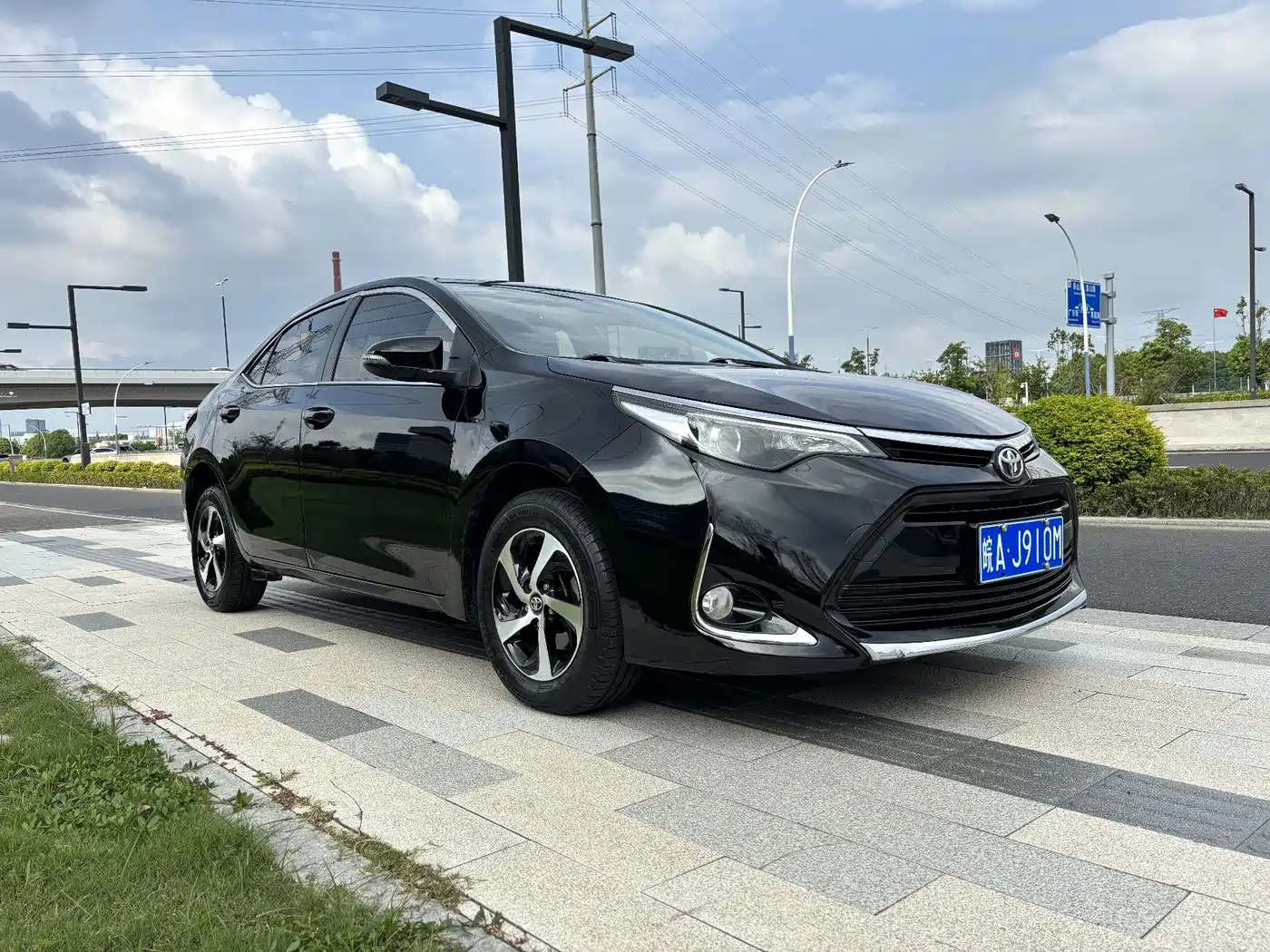 Фото 3 - Toyota Levin