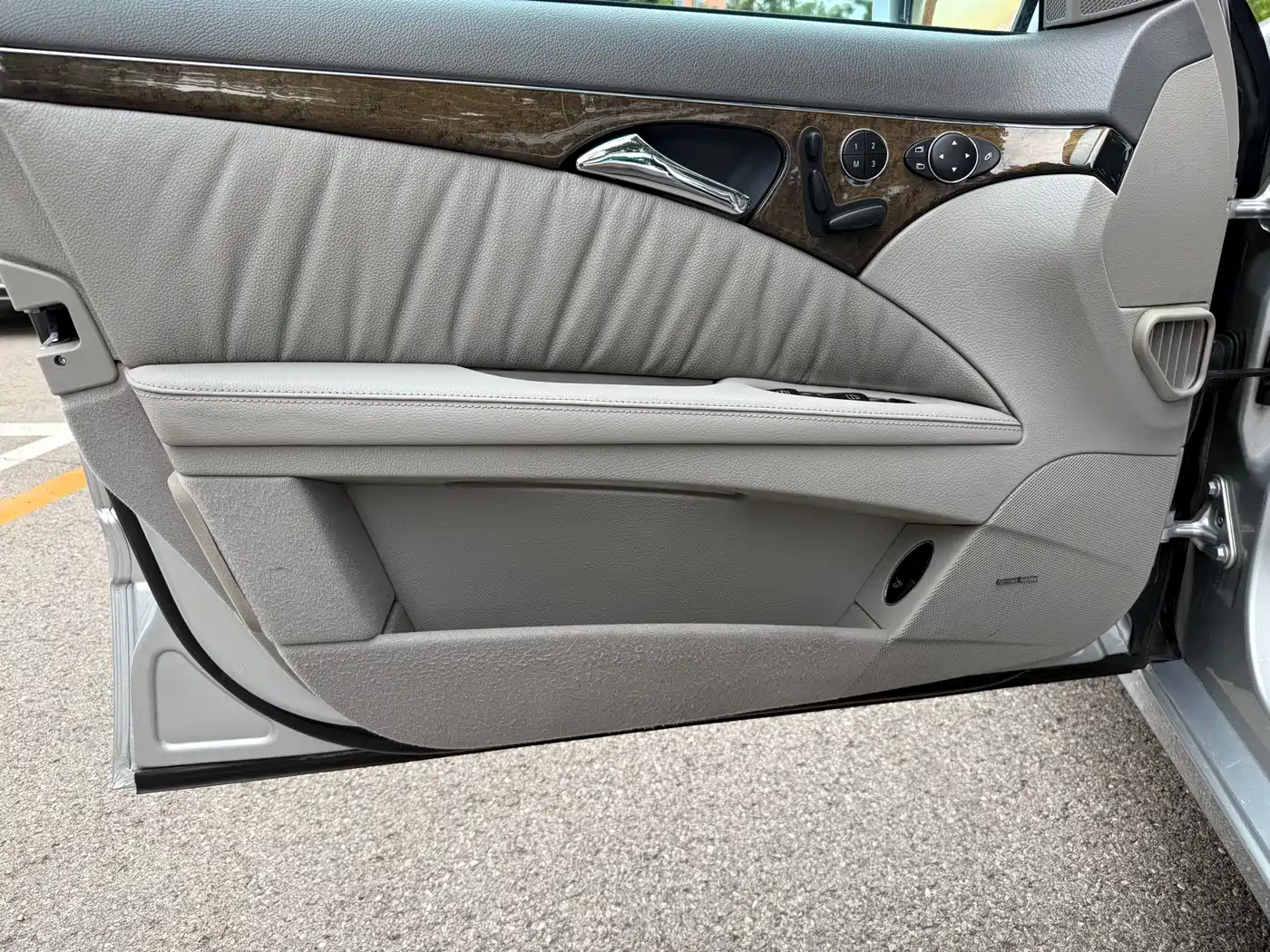 Mercedes-Benz E-Class 2005 E 280 фото 13