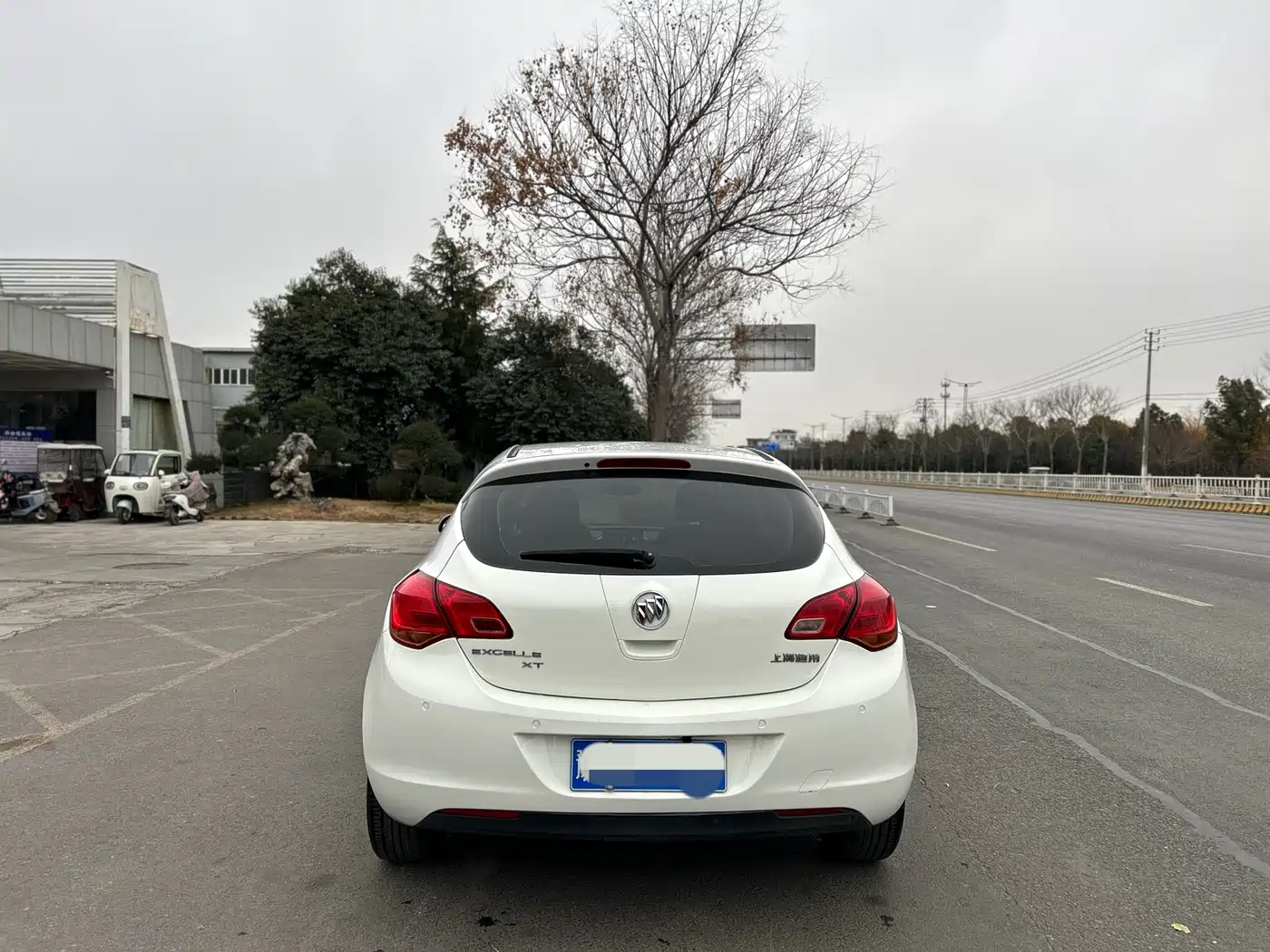 Buick Excelle 2013 Model XT 1.6L Automatic Comfort фото 4