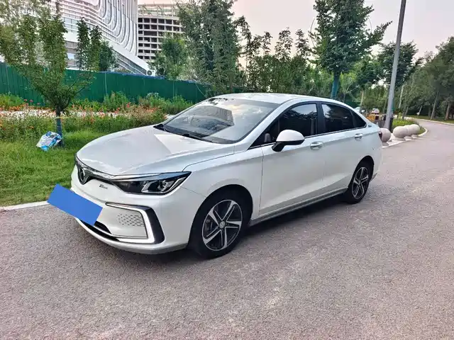  BAIC Beijing EU5 2018 R500 Smart Wind Edition