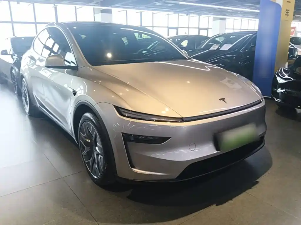 Tesla Model Y L 2025 2025 Facelift Long Range AWD