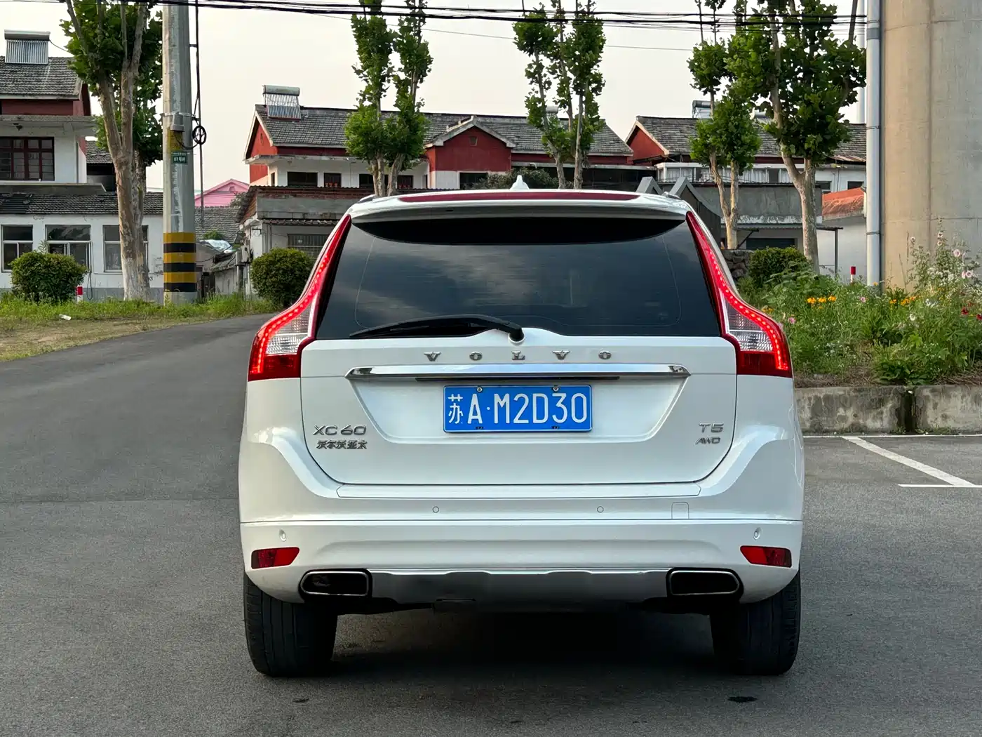 VOLVO XC60