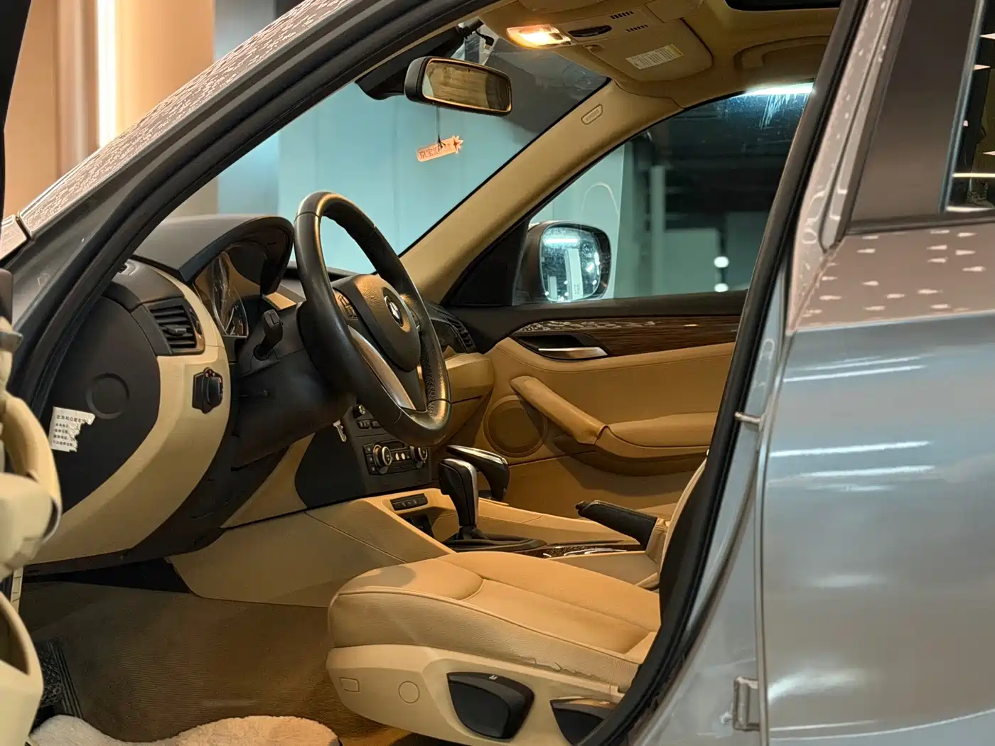 BMW X1 (Import) 2010 2010 xDrive25i