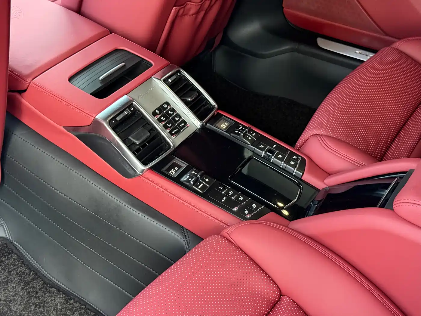 Porsche Panamera 2014 Panamera 4S Executive 3.0T фото 12