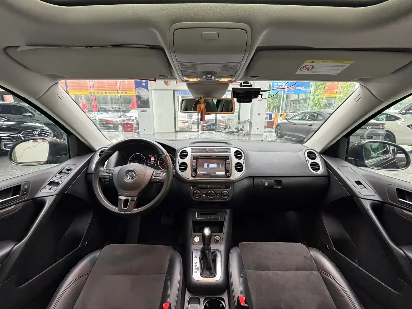 Volkswagen Tiguan 2015 2.0TSI Automatic 4WD Flagship фото 20