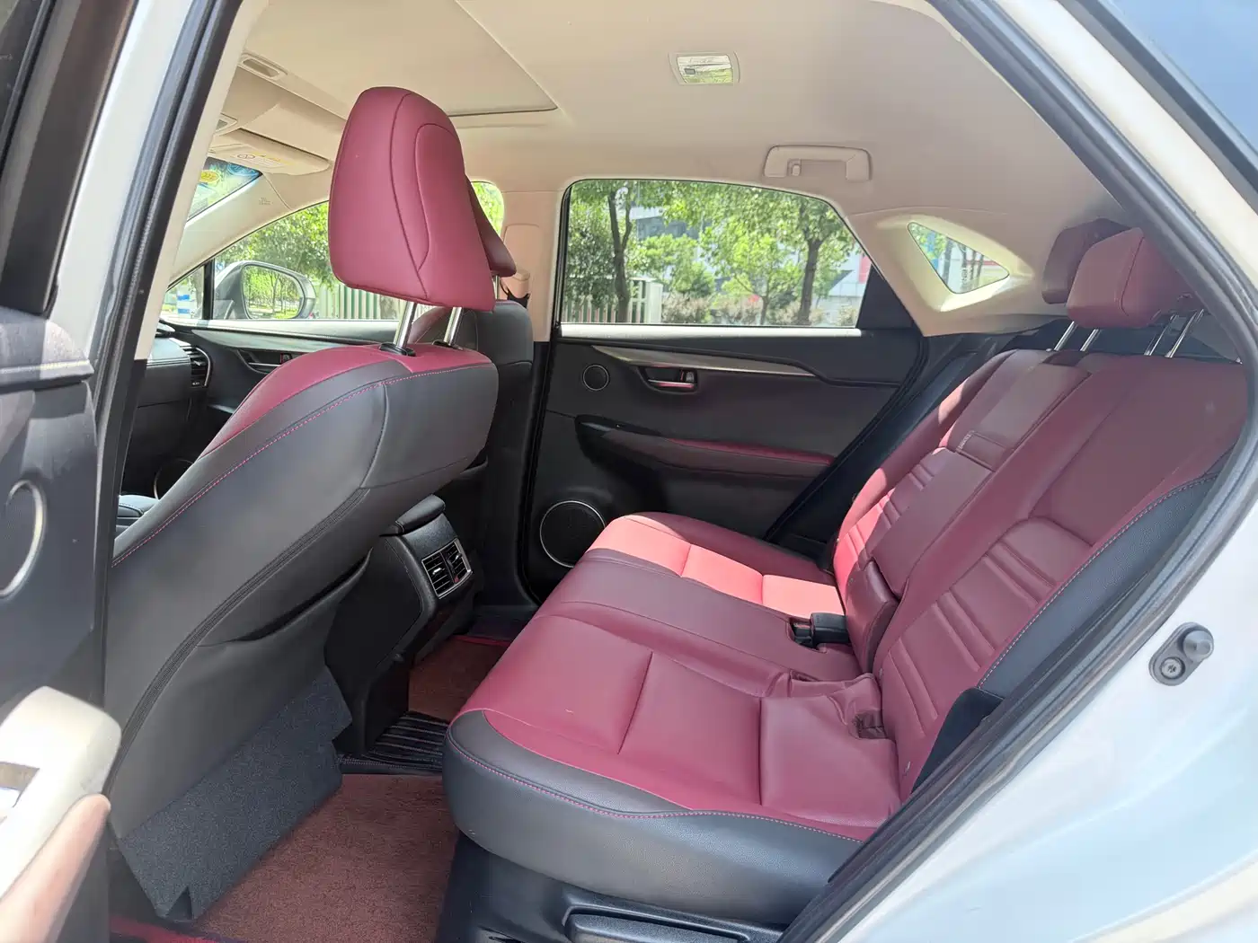 Photo 7 - Lexus NX
