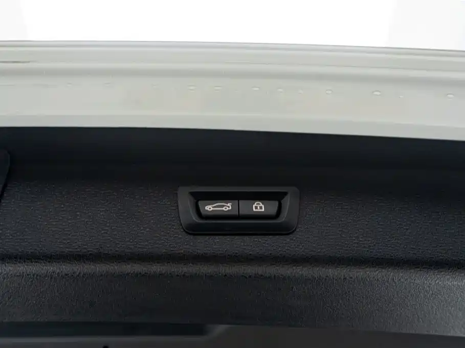 BMW X1 2021 sDrive25Li Leading фото 15