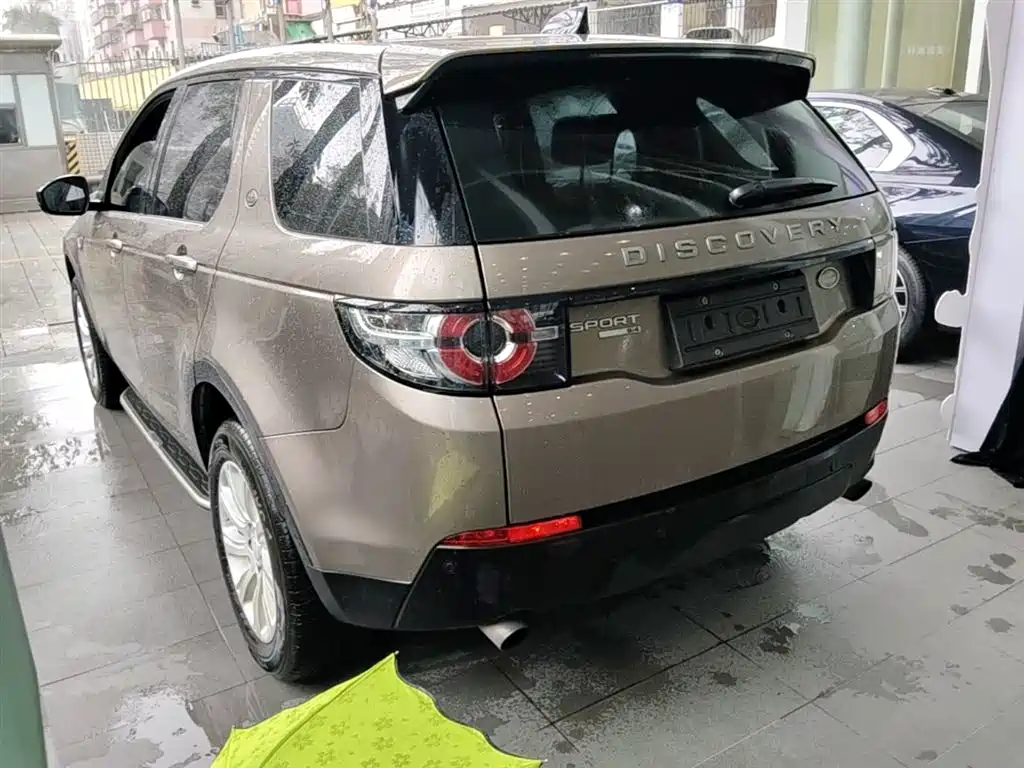 Land Rover Discovery Sport 2017 2.0T PURE фото 9