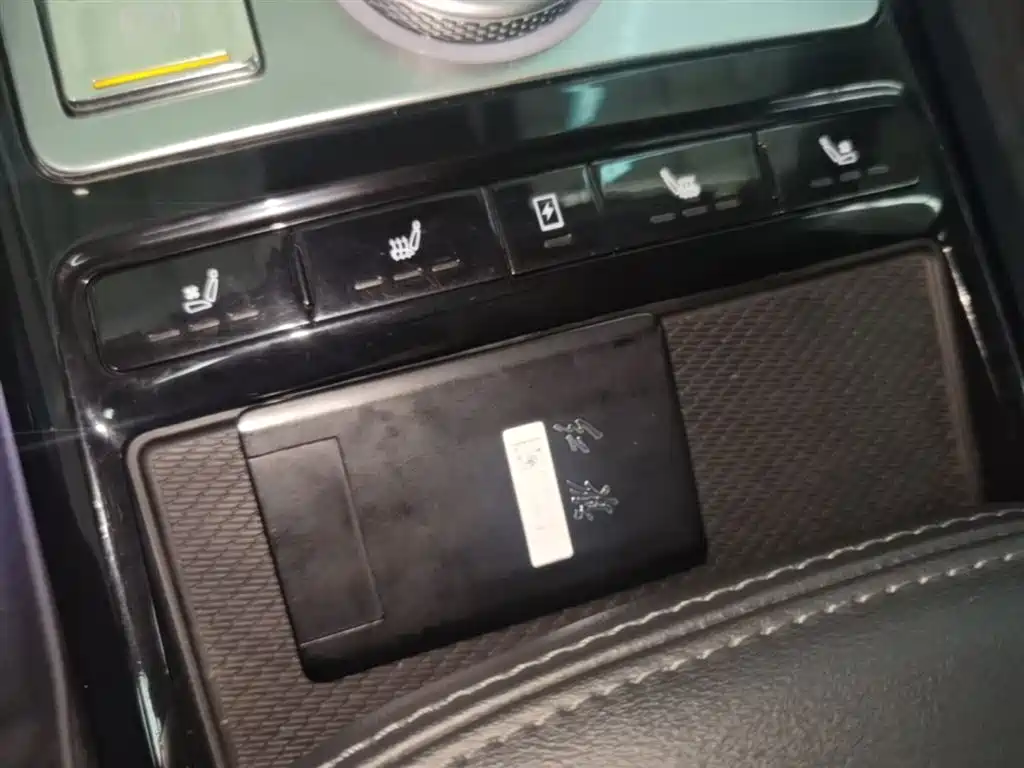 Hongqi HS5 2019 2.0T Smart Connect Enjoy Edition фото 14