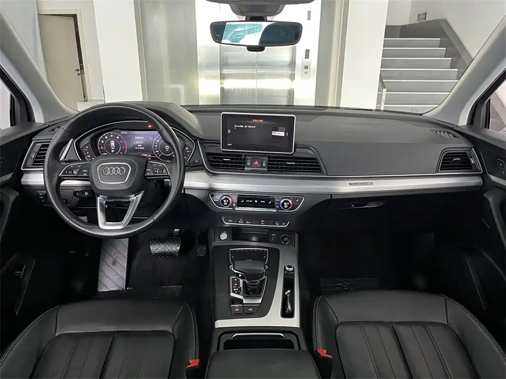 Audi Q5L 2020 40 TFSI Prestige Fashion фото 6