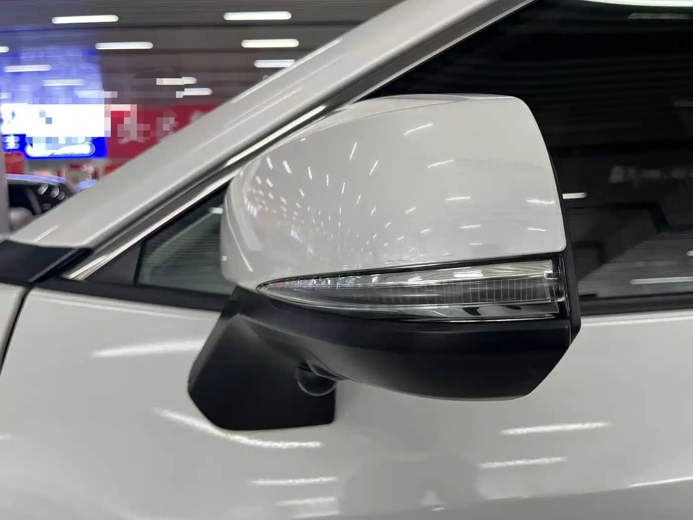 Toyota RAV4 Rongfang 2020 Hybrid 2.5L E-CVT 4WD Elite PLUS фото 15