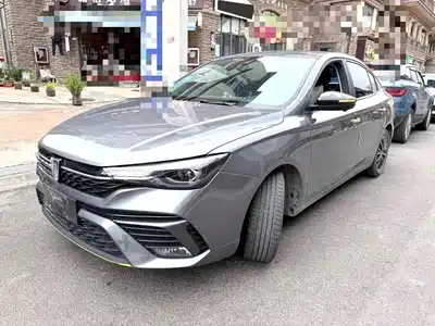 Roewe i5