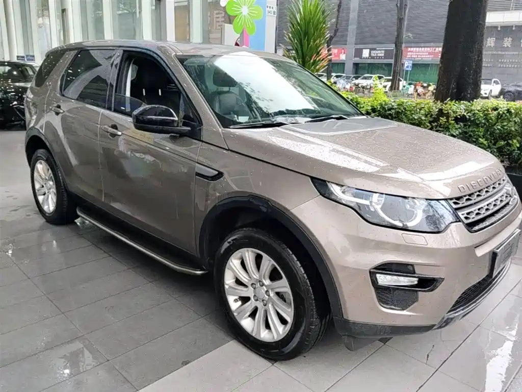 Land Rover Discovery Sport 2017 2.0T PURE фото 7