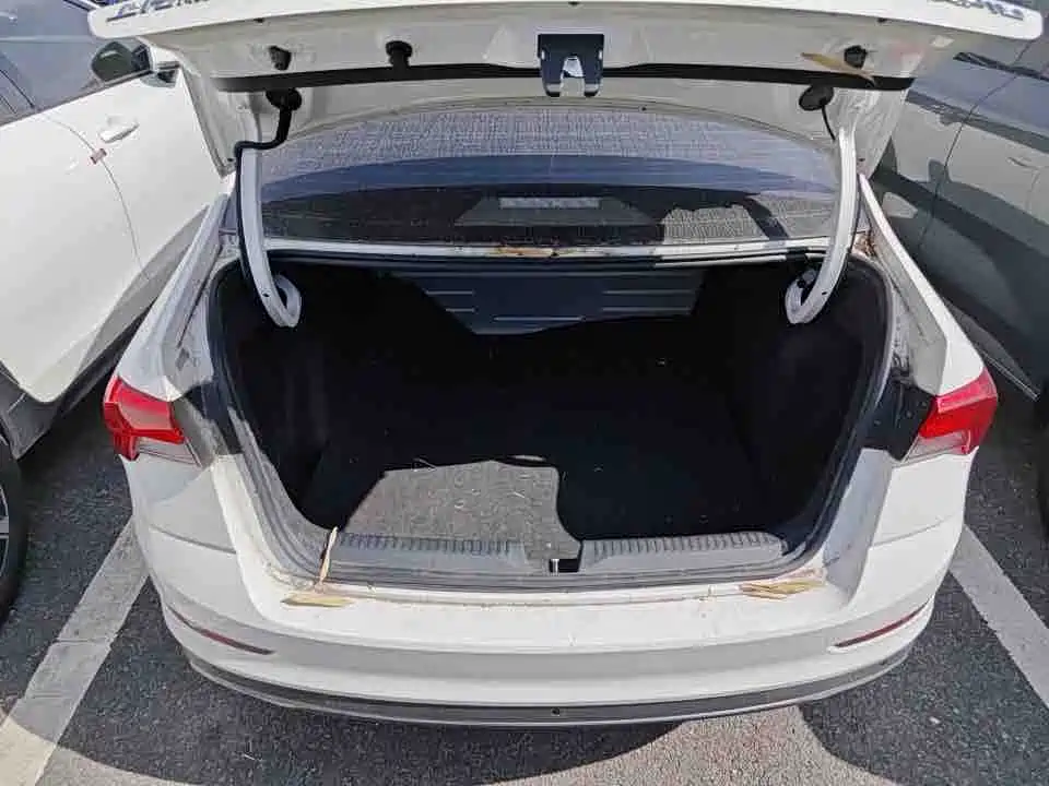 Škoda Rapid 2022 1.5L Automatic Comfort Edition фото 7
