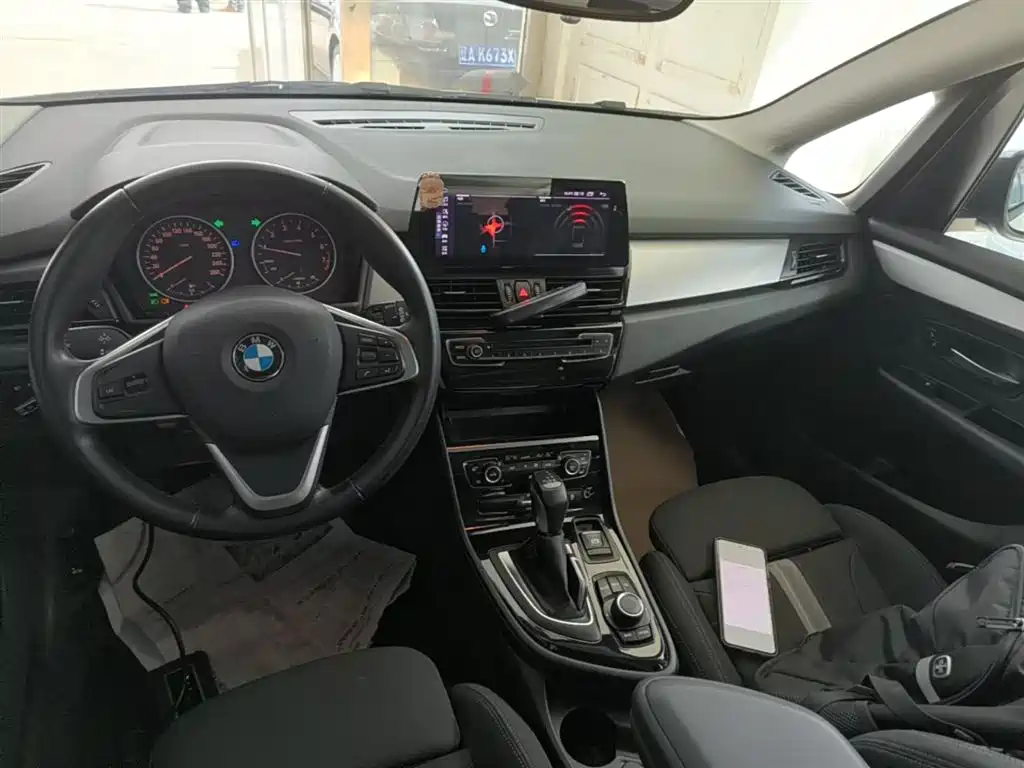 BMW 2 Series Tourer (Import) 2015 218i Leading Type фото 13