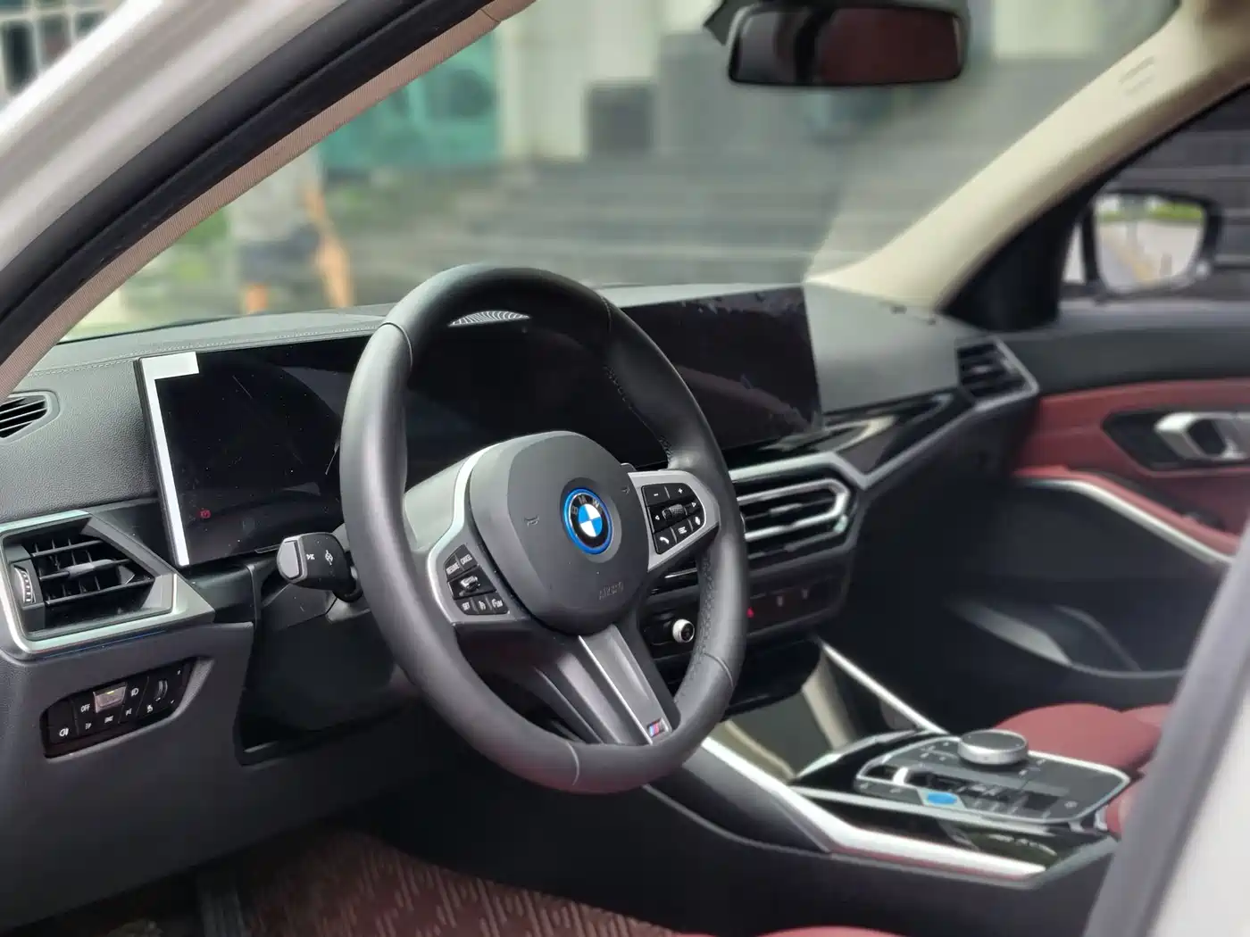BMW i3 2024 eDrive 35 L фото 6