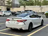 Photo 6 - Toyota Camry