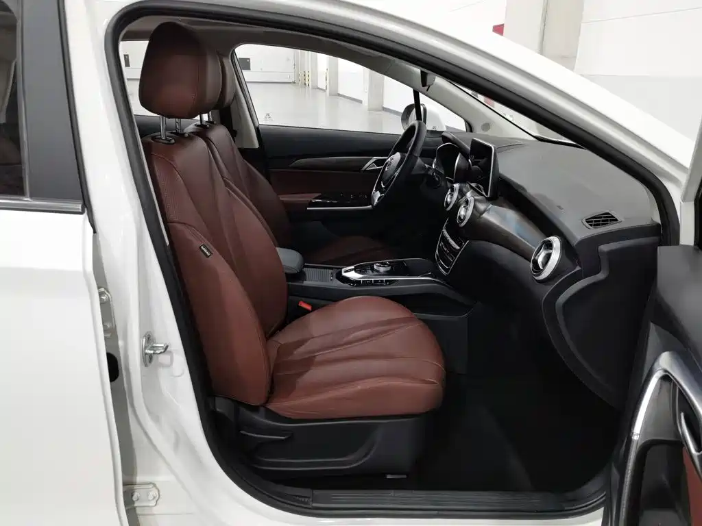 BAIC Beijing EU5 2021 2019 R500 Smart Wind Edition
