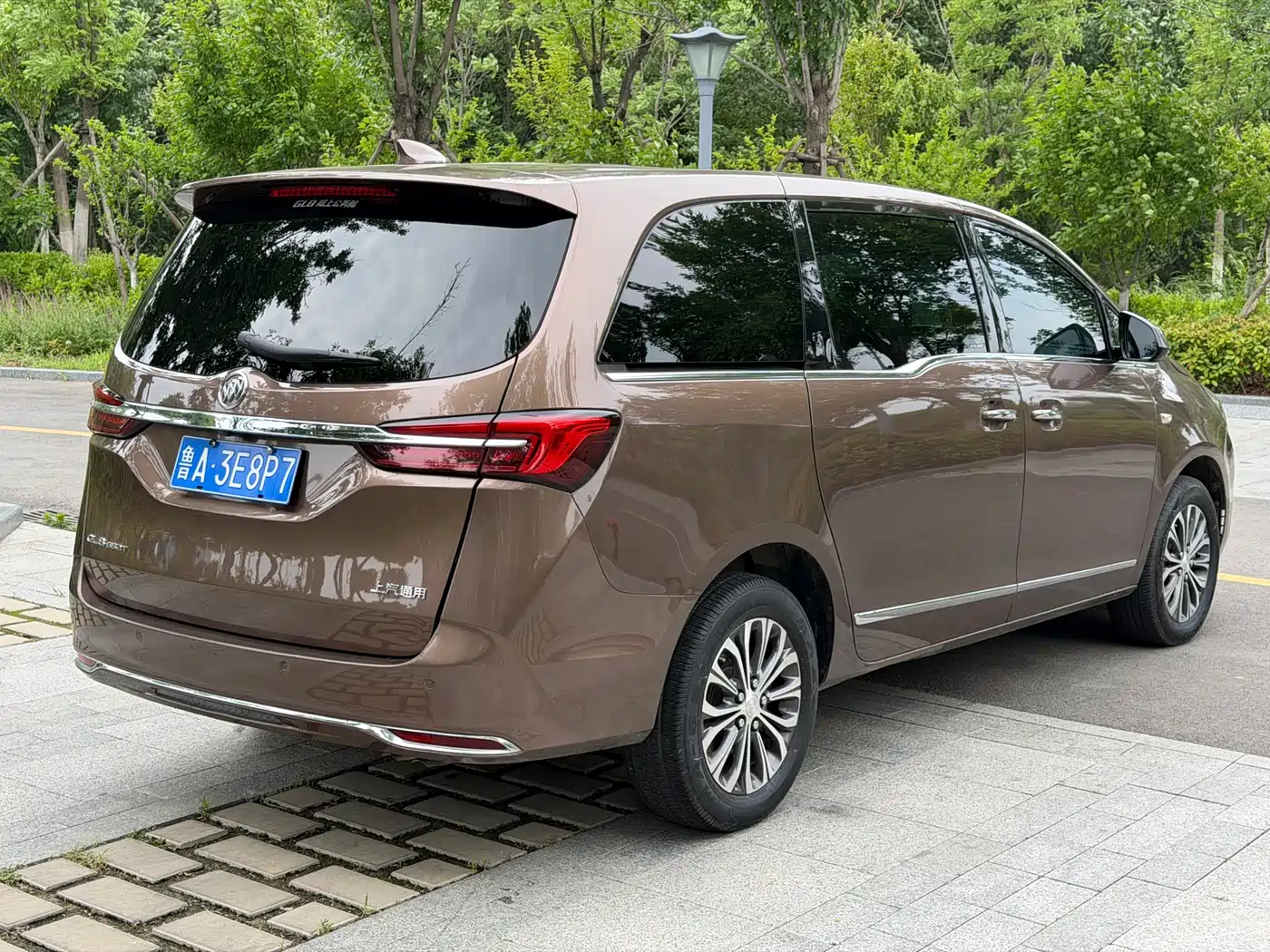 Buick GL8 2021 Land Business Class 652T Luxury фото 6