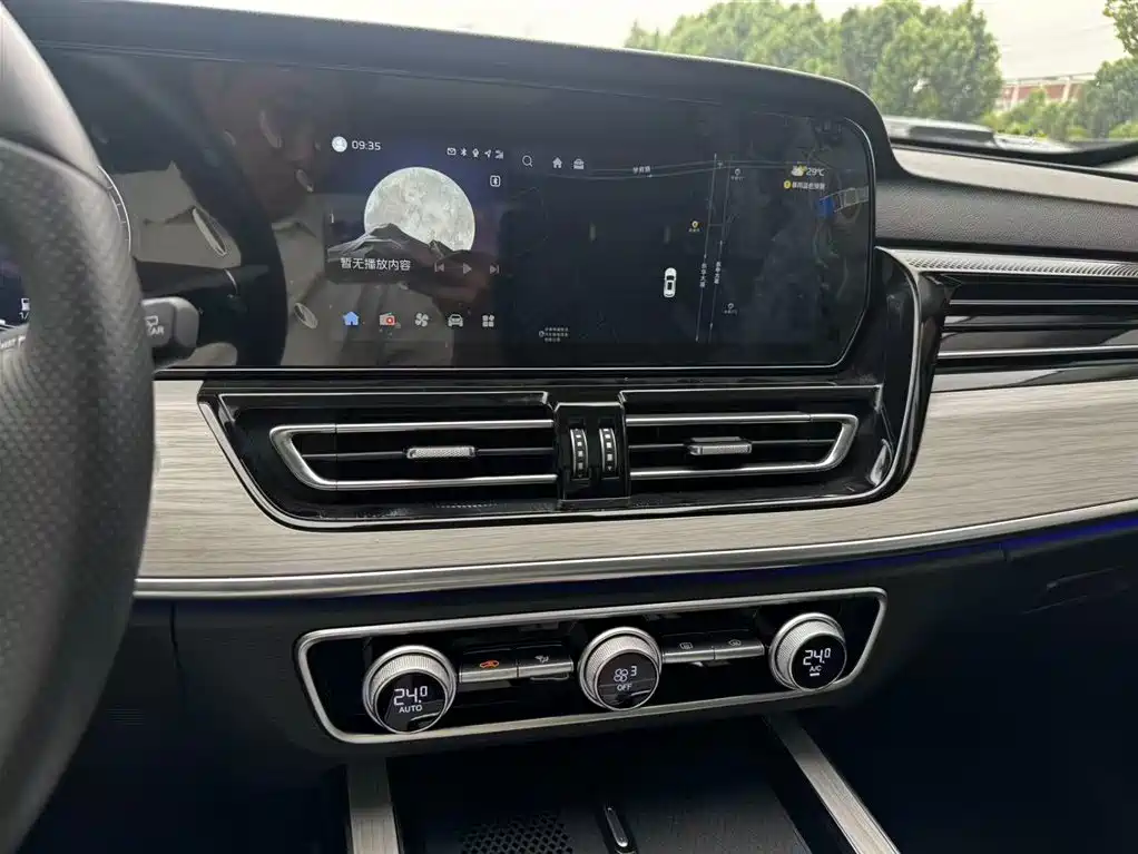Hongqi HS5 2025 2.0T 4WD Qixiang Pro фото 7
