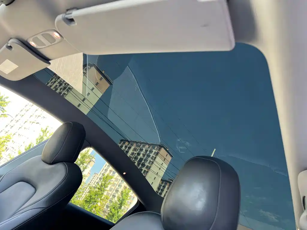 صورة 11 - Tesla Model Y