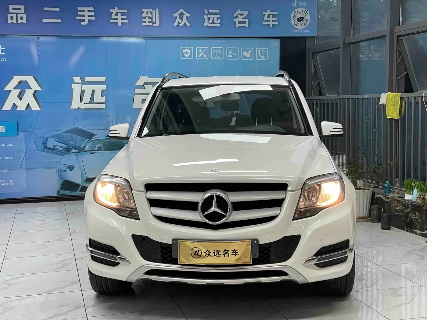 Mercedes-Benz GLK-Class 2013 GLK 300 4MATIC Dynamic фото 2