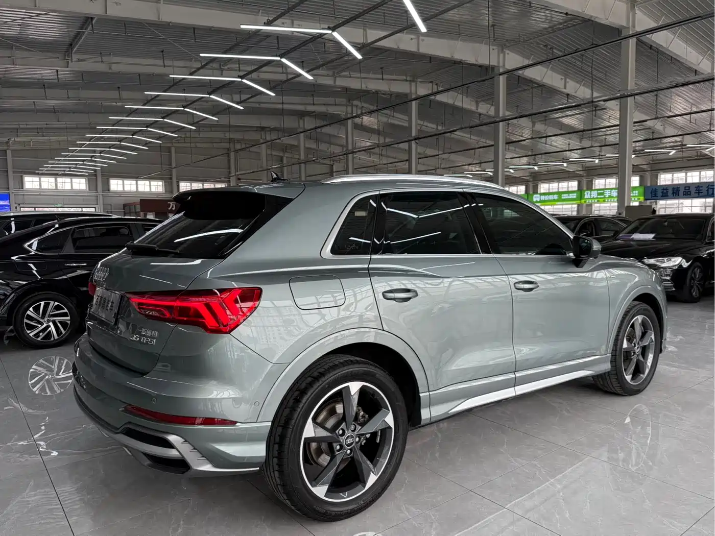 Audi Q3 2022 35 TFSI Fashion Dynamic фото 9