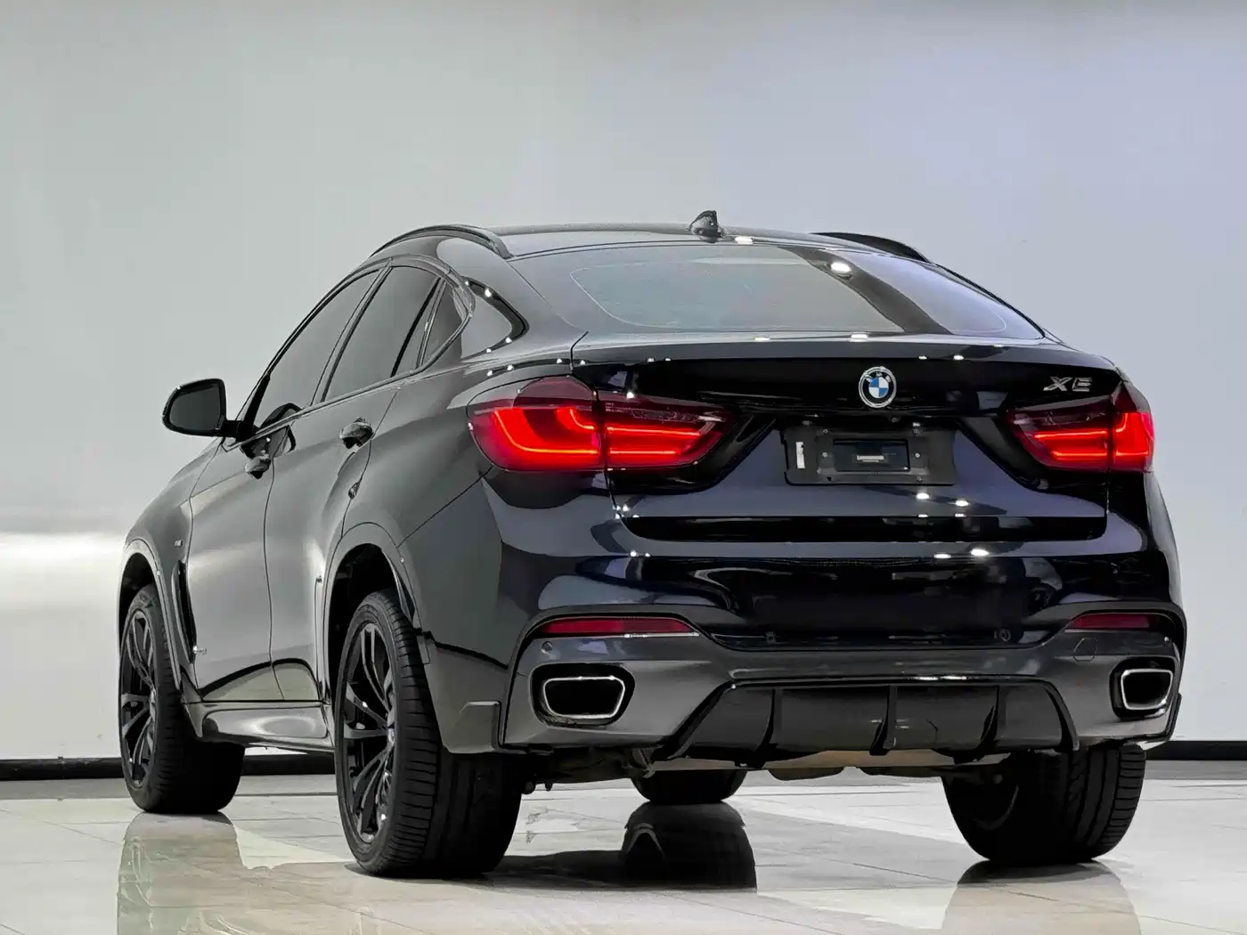 BMW X6 2017 xDrive35i Luxury фото 17